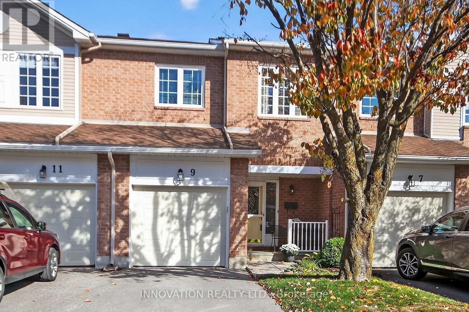 35 9 Winterburn Ter, Ottawa, ON K2G 5W9