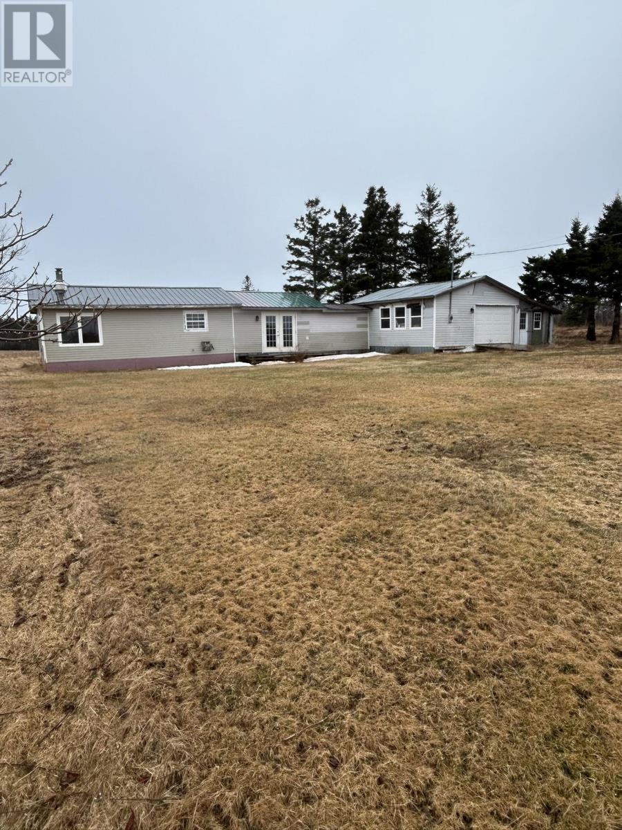 2960 E Point Rd, Souris, PE C0A 2B0