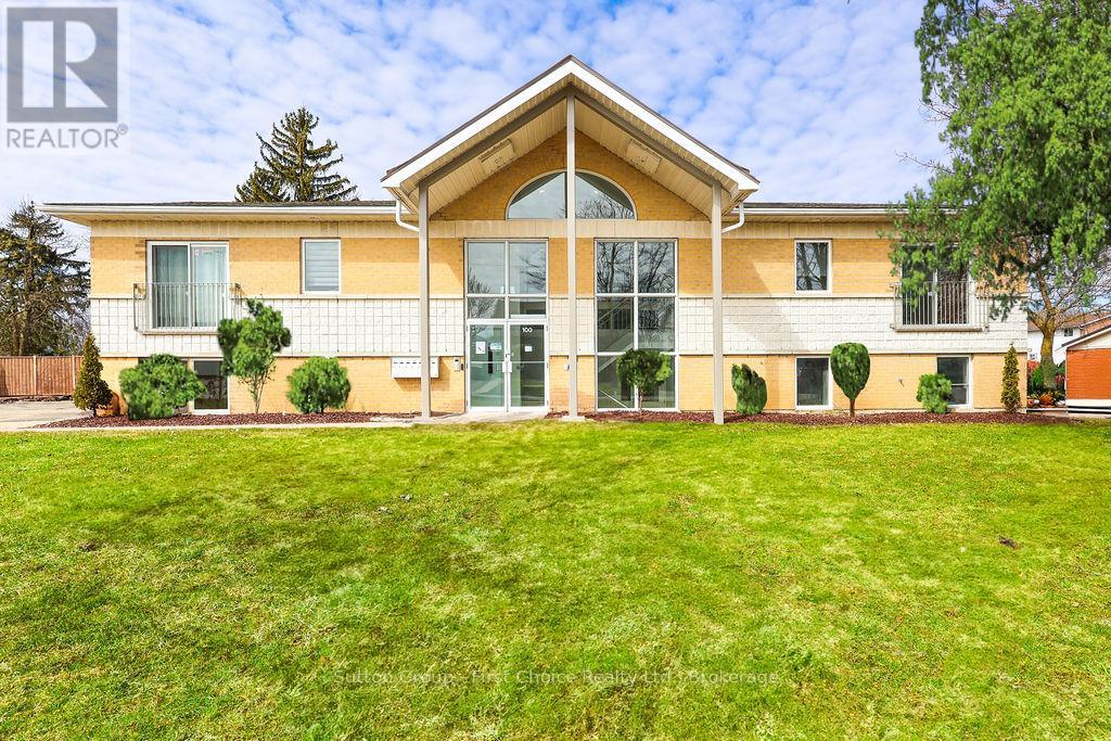 101 100 Gordon St, Stratford, ON N5A 7T8