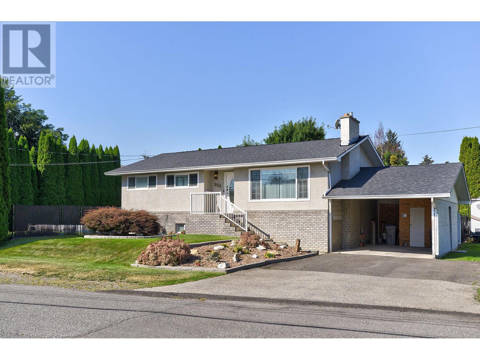 660 Valdes Dr, Kamloops, BC V2B 5J2