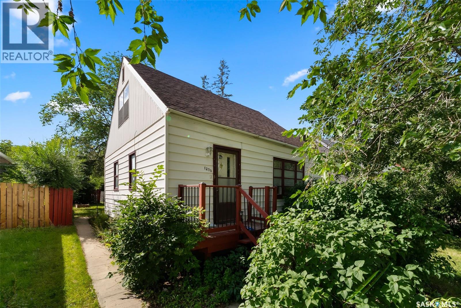 1270 Pasqua St, Regina, SK S4T 4L2