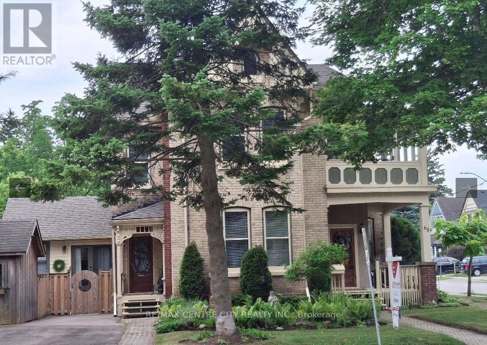 65 Bruce St, London, ON N6C 1G7