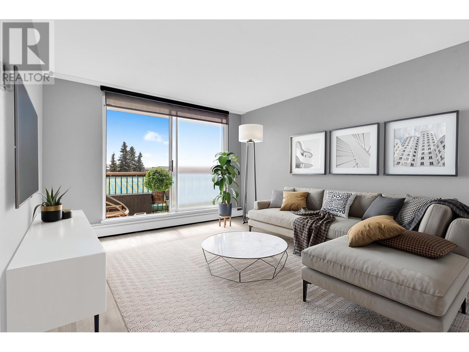 320 Royal Avenue Unit 201, New Westminster, BC V3L 5C6