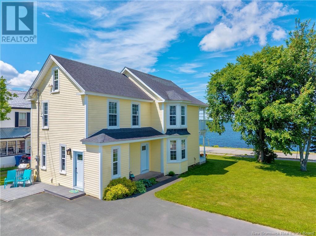 2 Sutton Rd, Miramichi, NB E1N 5V7