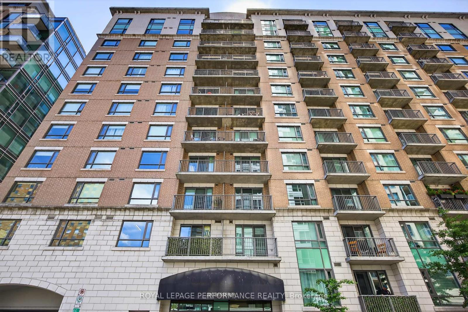 103 200 Besserer St, Ottawa, ON K1N 0A7