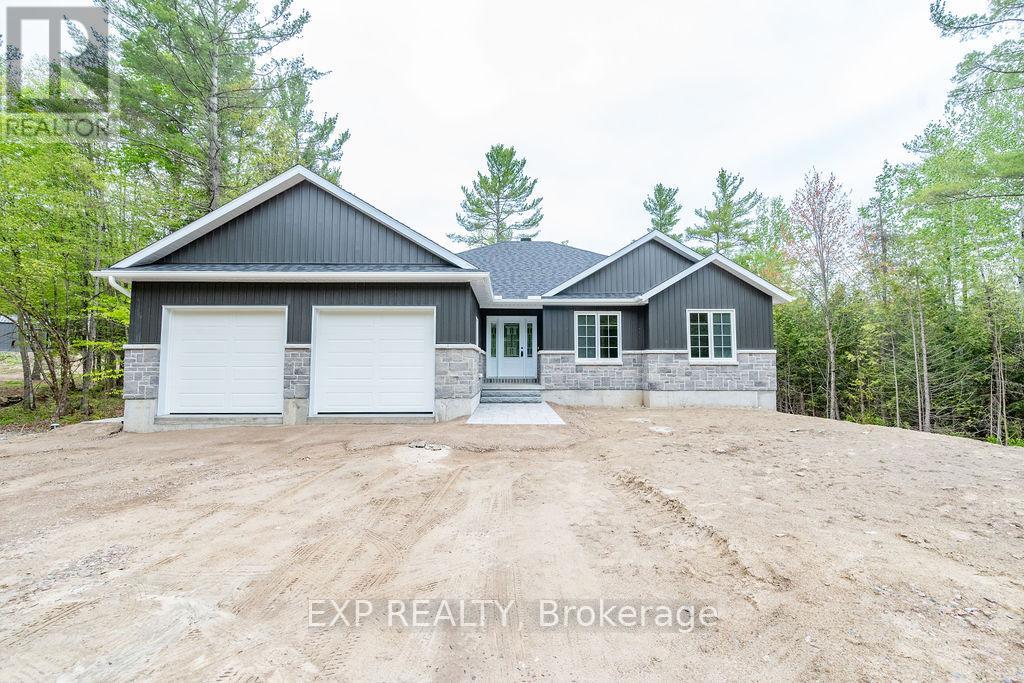 912 Burnstown Rd, McNab/Braeside, ON K0J 1G0