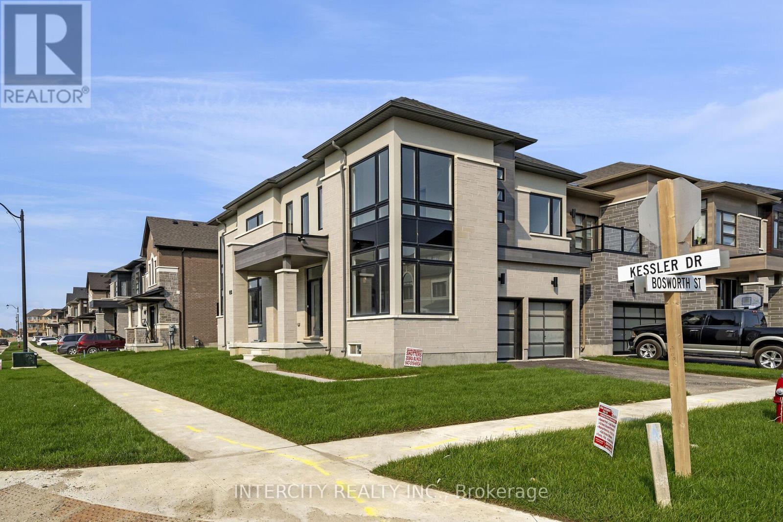 29 Kessler Dr, Brampton Sandringham-wellington North, ON L6R 4G2