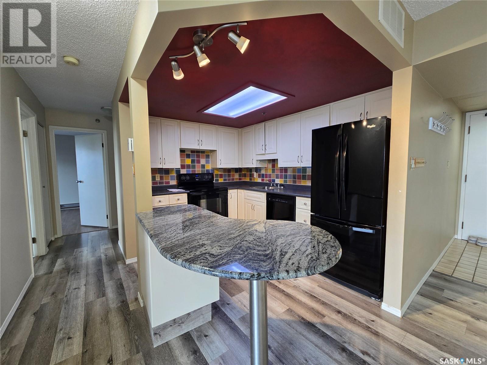 311 6th Avenue N Unit 1507, Saskatoon, SK S7K 7A9