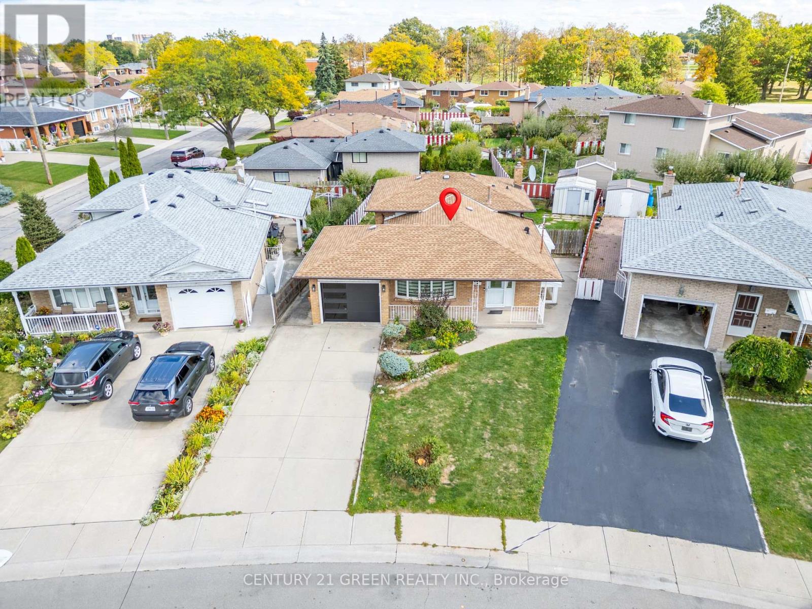 159 Bow Valley Dr, Hamilton, ON L8E 3J9