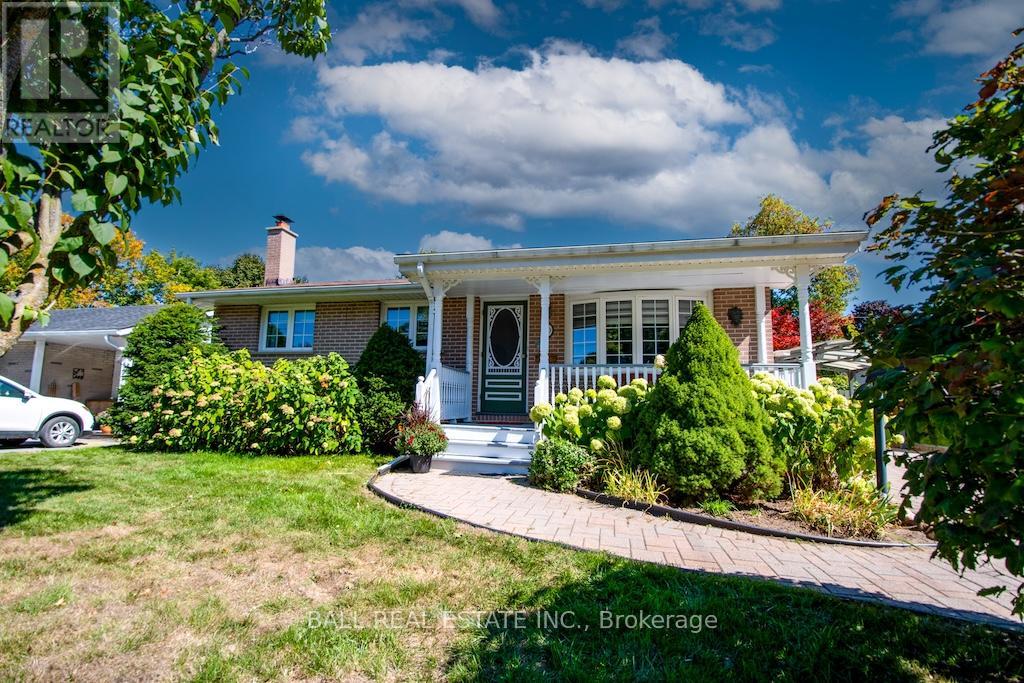 70 Caroline St, Selwyn, ON K0L 2H0