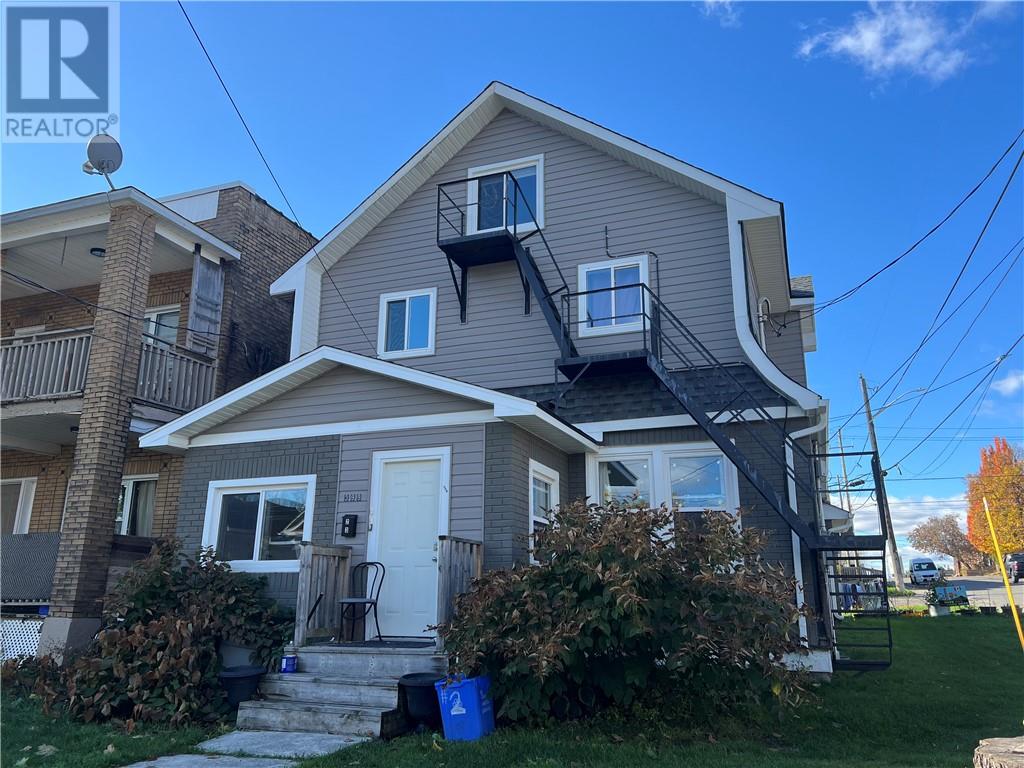 399 Eva Ave, Sudbury, ON P3C 4N2