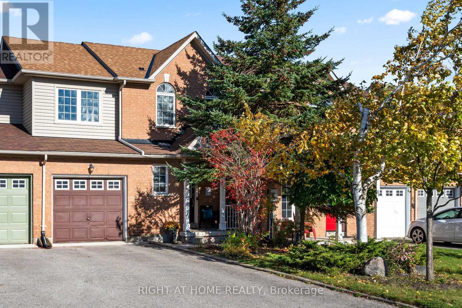 84 Trevino Cir, Barrie, ON L4M 6T8