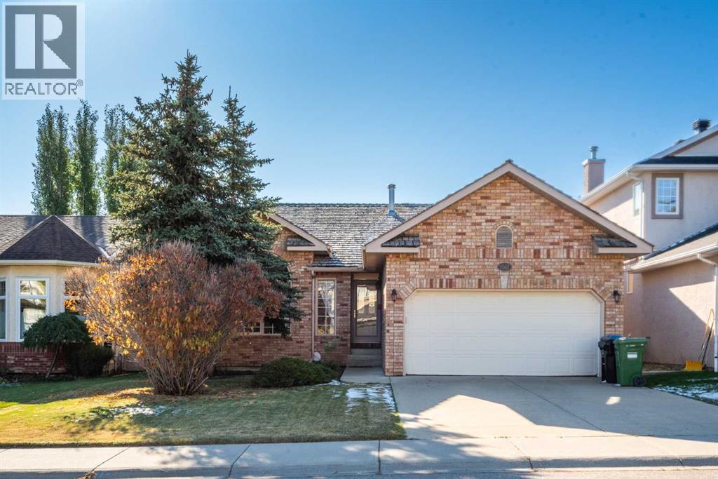 1567 Evergreen Dr SW, Calgary, AB T2Y 3B7