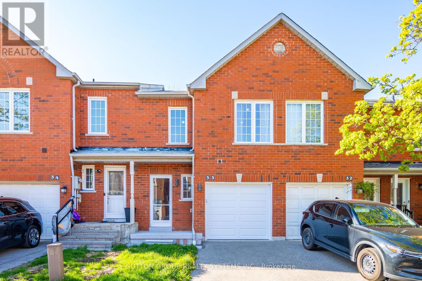 33 1995 Pine Grove Ave, Pickering, ON L1V 6W5