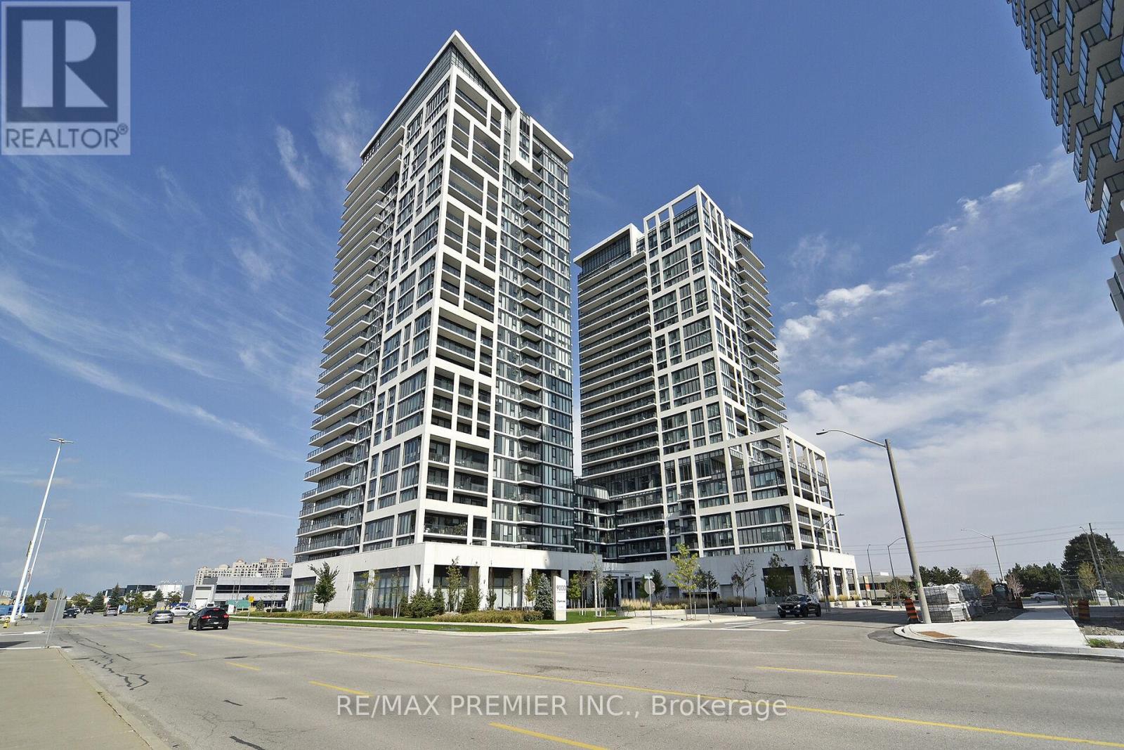 1509 9000 Jane St, Vaughan, ON L4K 2M9