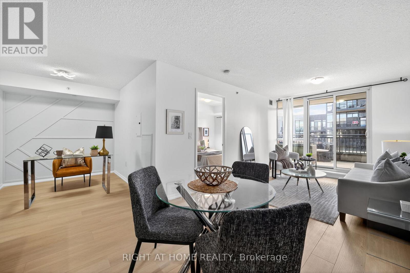 726 36 Via Bagnato St, Toronto, ON M6A 0B7