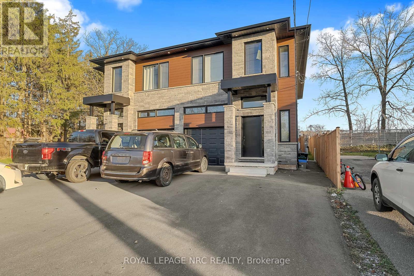 318 River Rd, Welland, ON L3B 2S4