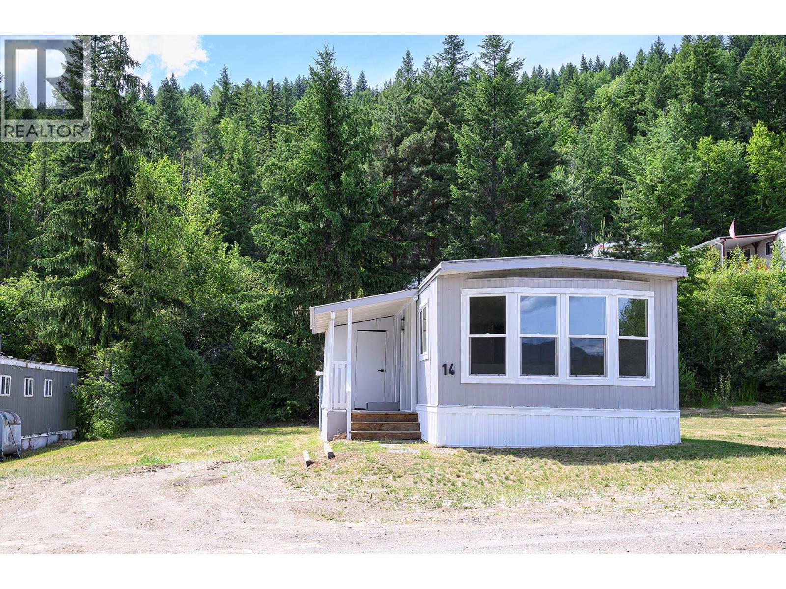 851 Old North Thompson Highway Unit 14, Clearwater, BC V0E 1N2