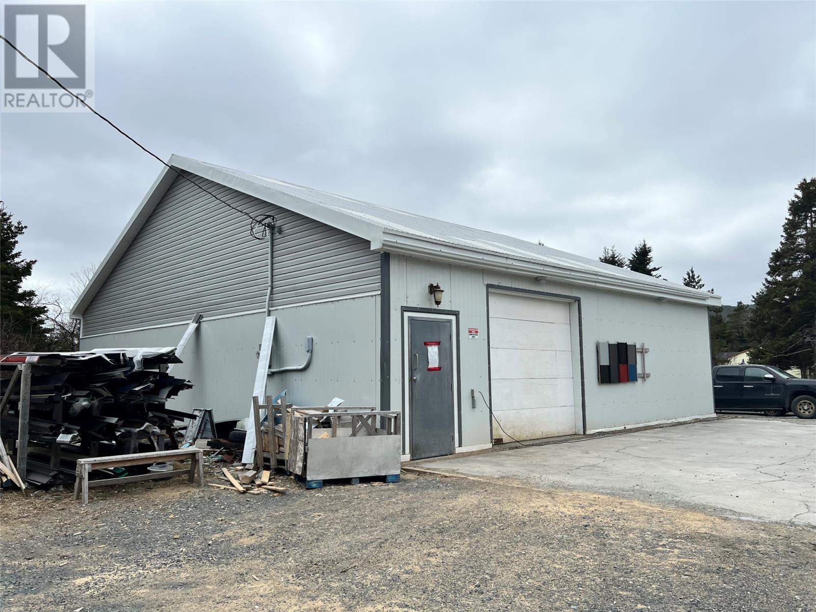 151 Springfield Rd #a, South River, NL A0A 3W0