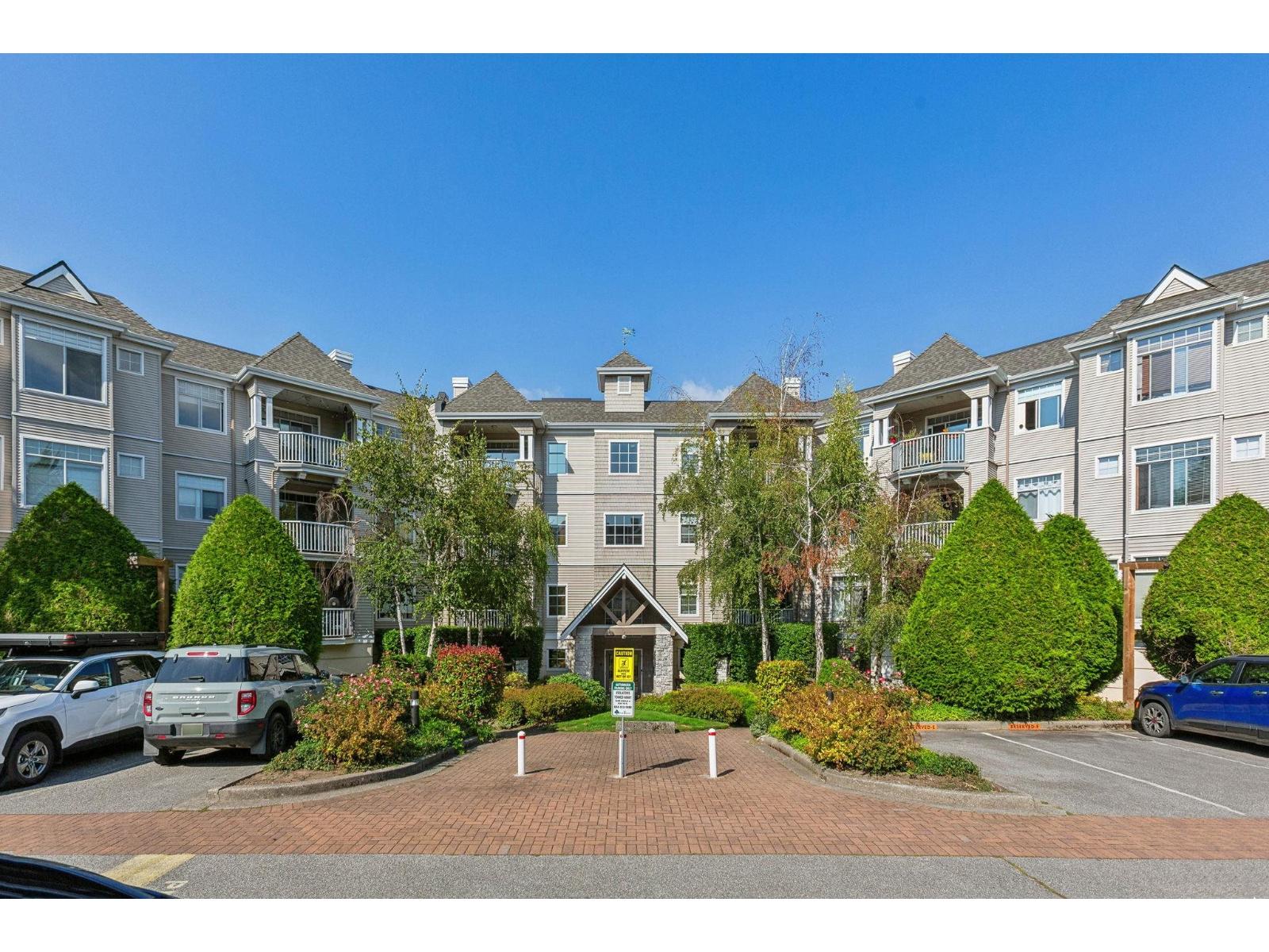 20897 57 Avenue Unit 111, Langley, BC V3A 8L5
