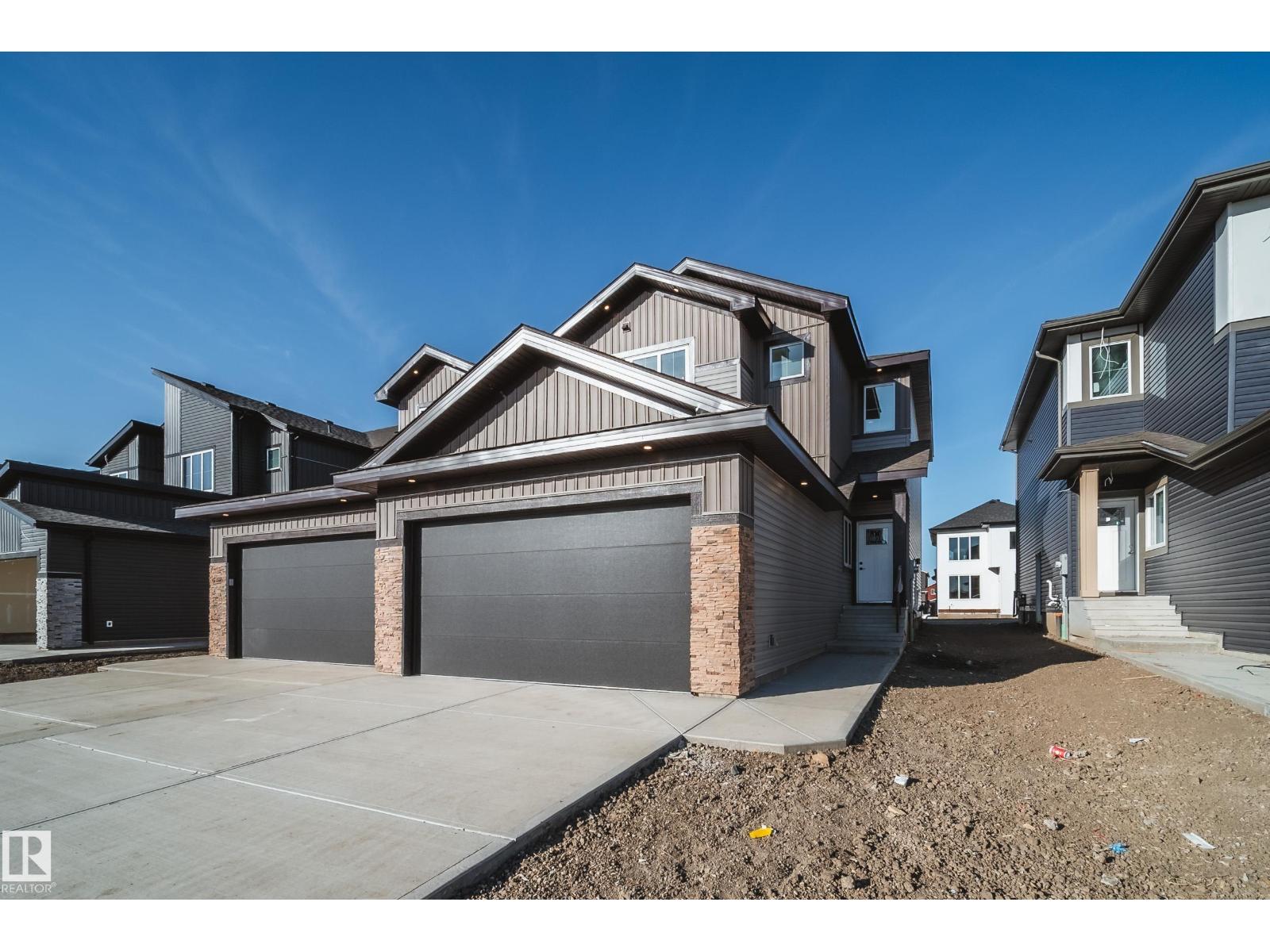 18 Blackbird Bn, Fort Saskatchewan, AB T8L 0G6