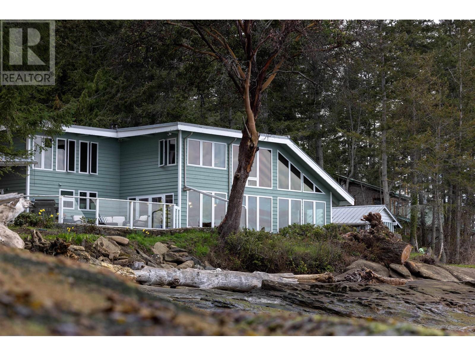 281 Bellhouse Rd, Galiano Island, BC V0N 1P0