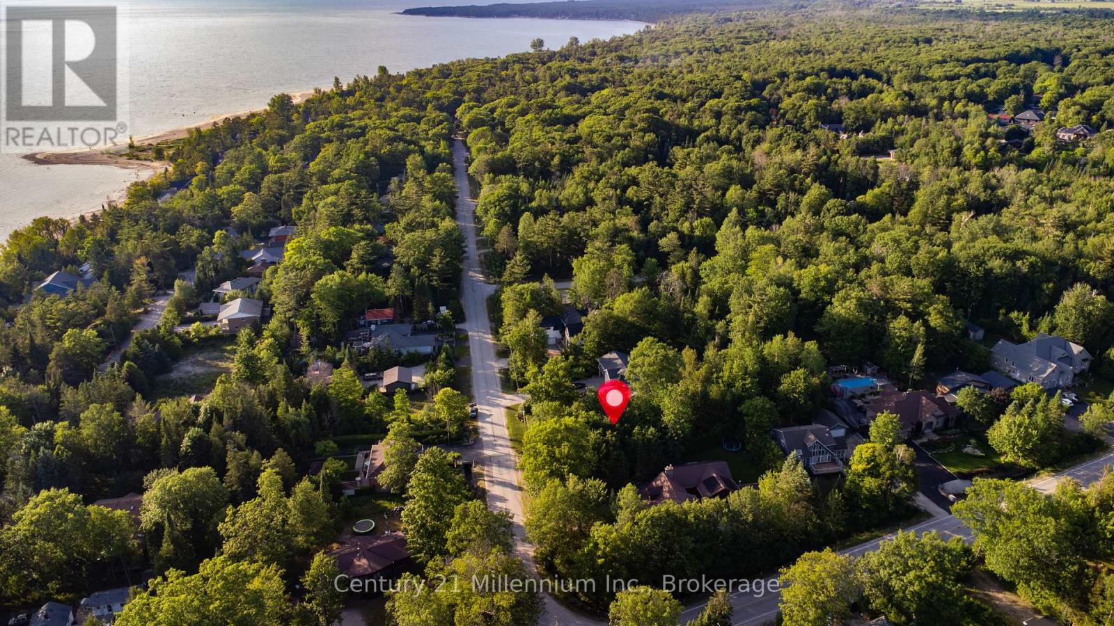 6 Cedarlane Drive, Wasaga Beach, ON L9Z 2S1