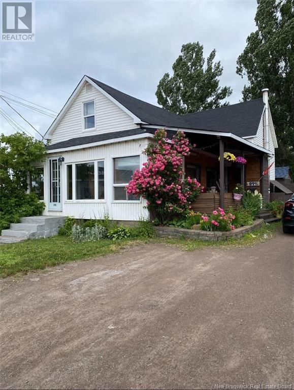 899 Mountain Rd, Moncton, NB E1C 2S3