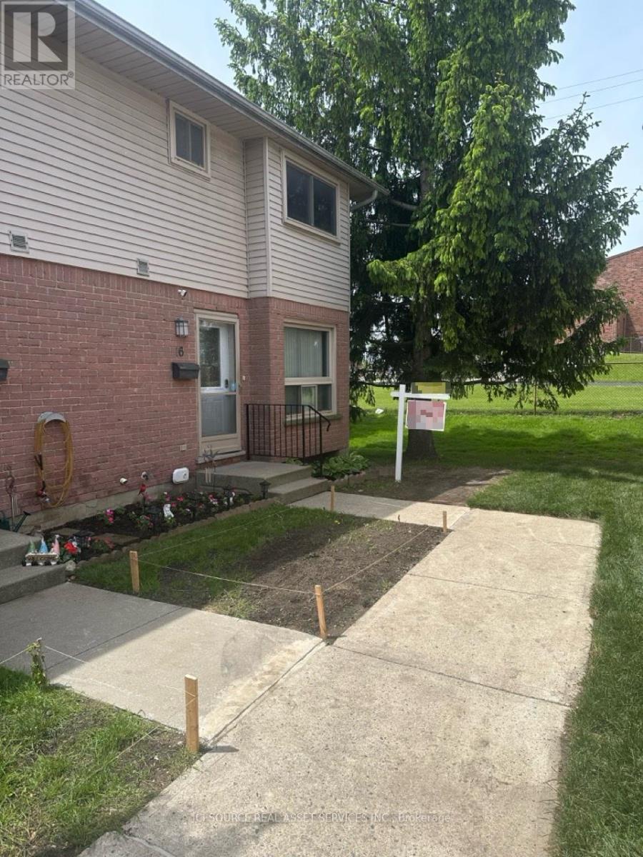 16 75 Ansondale Rd, London, ON N6C 5W4