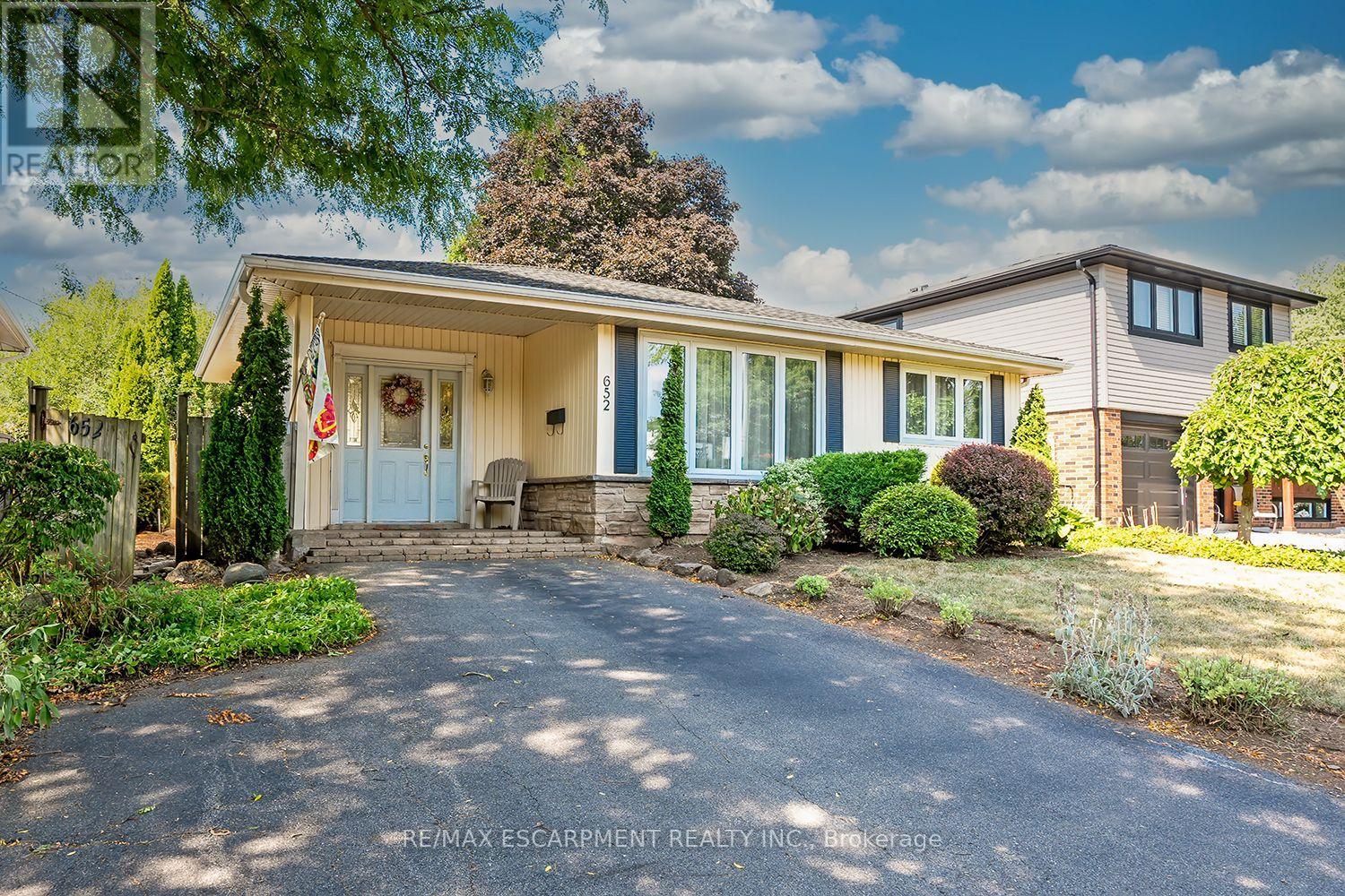 652 Ardleigh Cres, Burlington Appleby, ON L7L 4K8