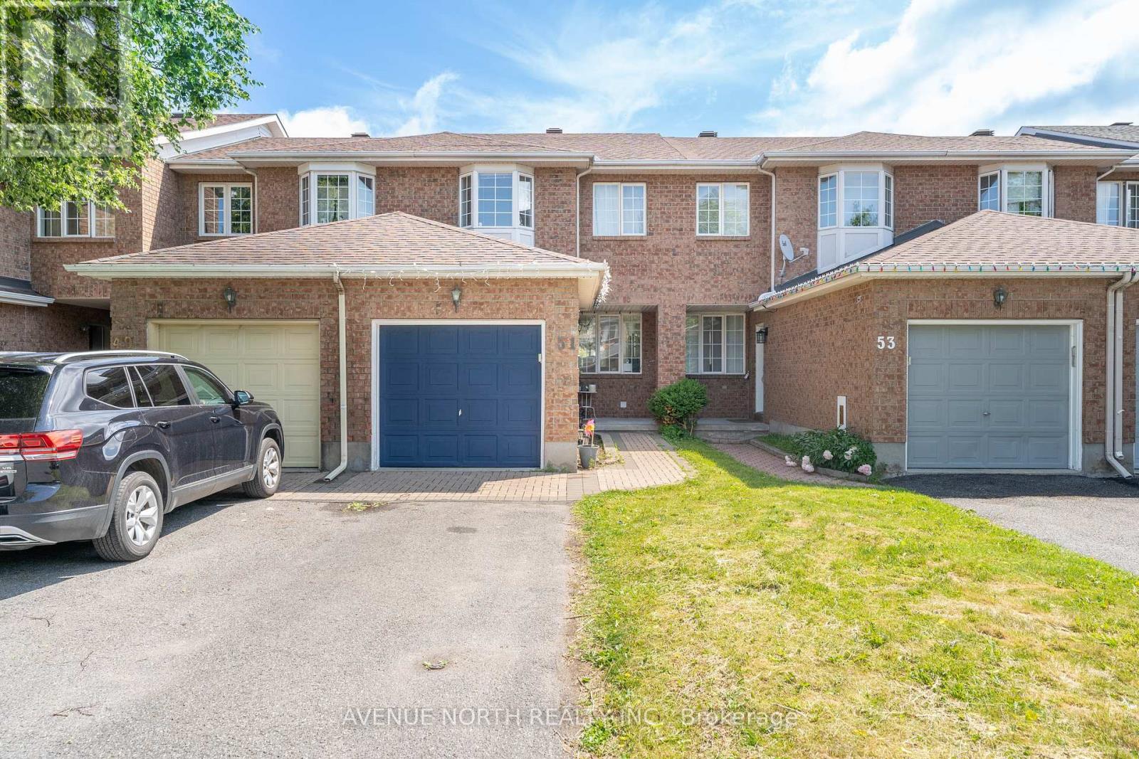 51 Mullcraft Cres, Ottawa, ON K2J 4P8