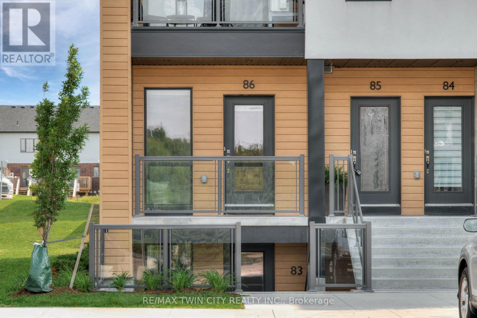 86 261 Woodbine Ave, Kitchener, ON N2R 0S7