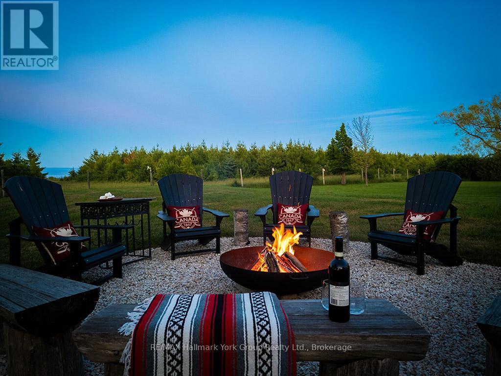 125 Mountain Rd, Meaford, ON N4L 1W6