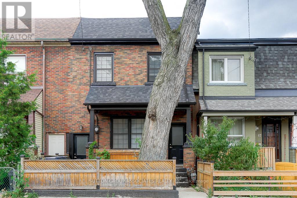 69 Palmerston Ave, Toronto, ON M6J 2J2