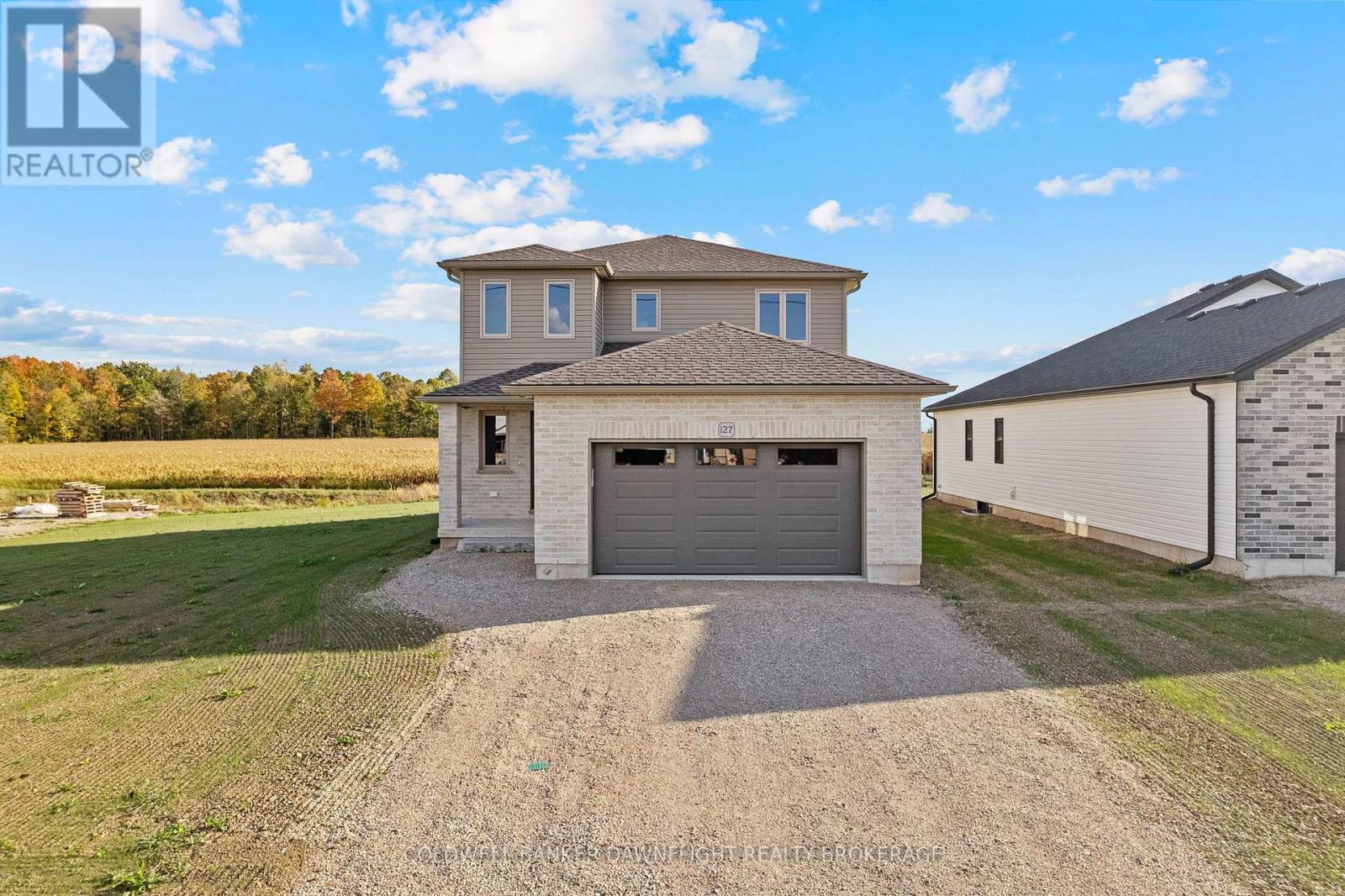 127 Victoria Ave E, South Huron, ON N0M 1M0