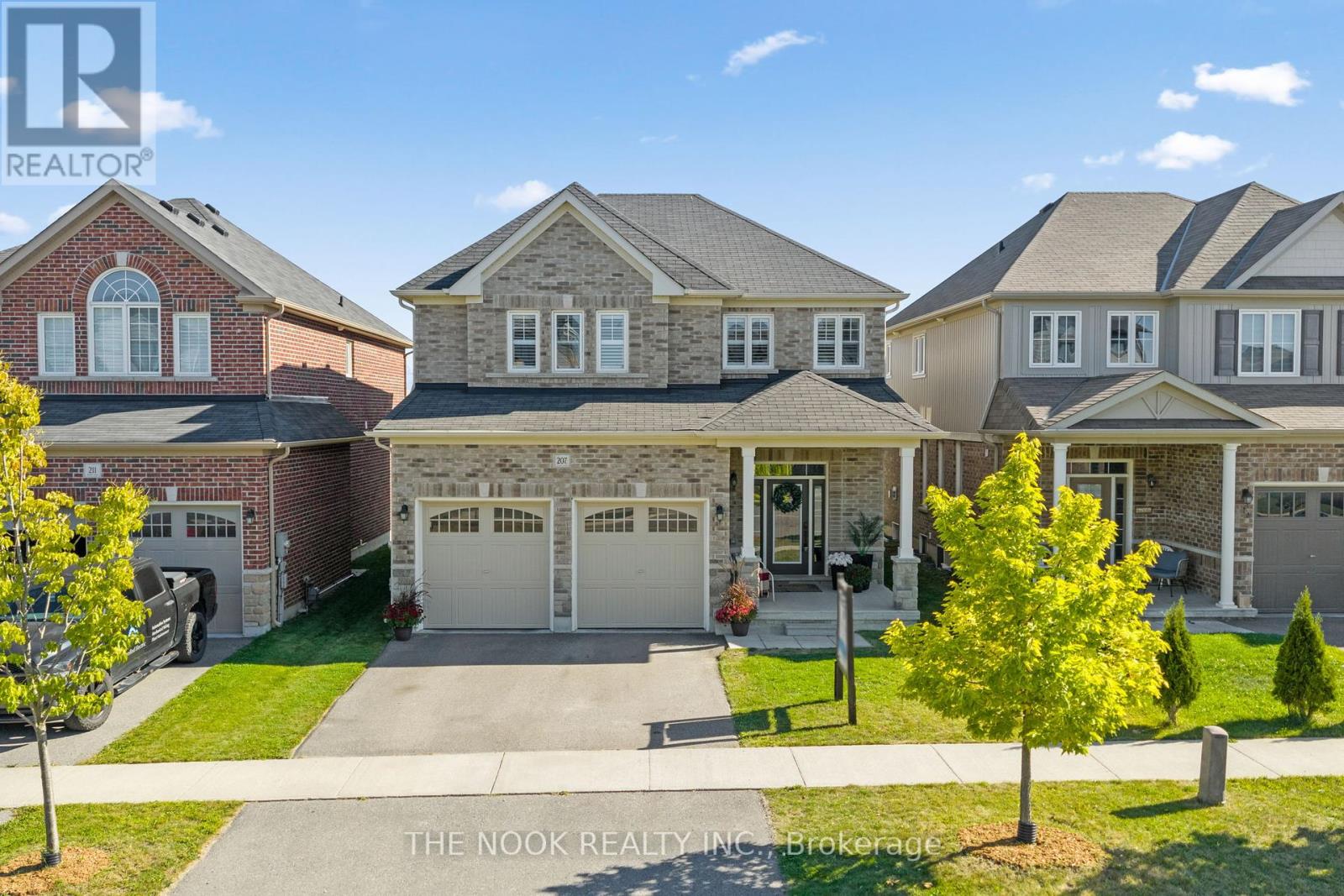207 Northglen Blvd, Clarington, ON L1C 3K2
