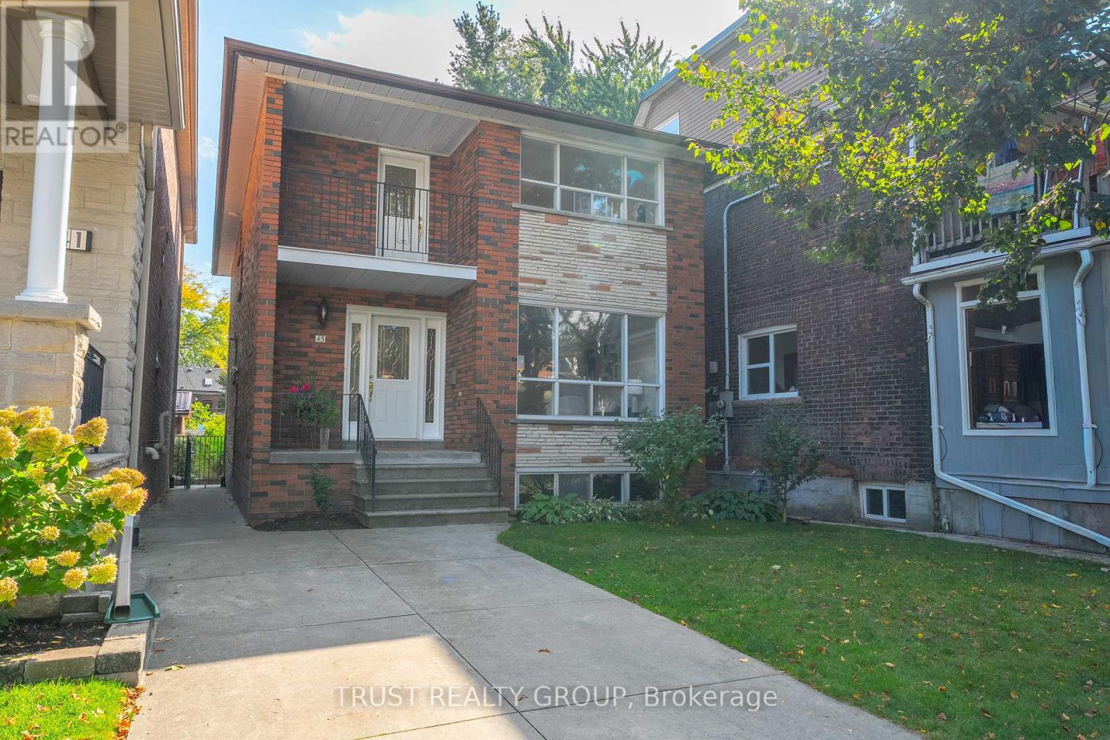 43 Westminster Ave, Toronto, ON M6R 1N3