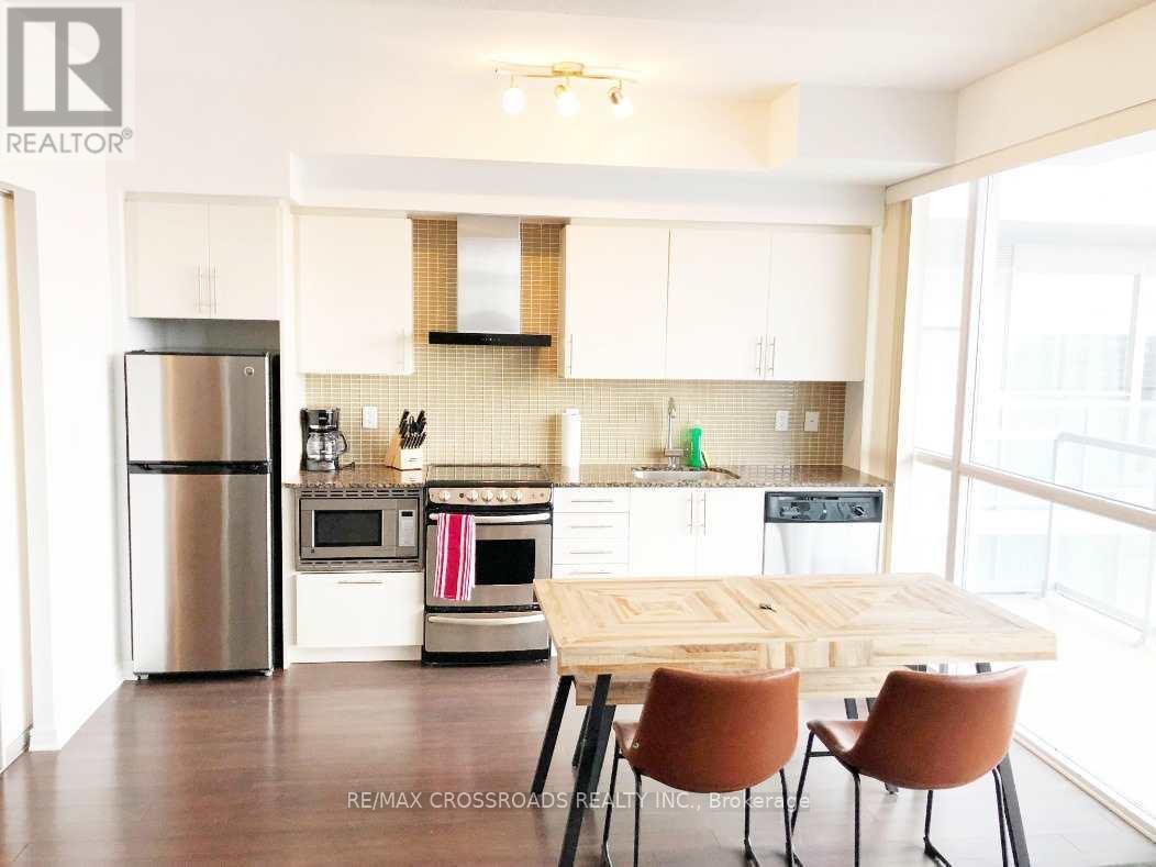 1612 352 Front St W, Toronto, ON M5V 0K3