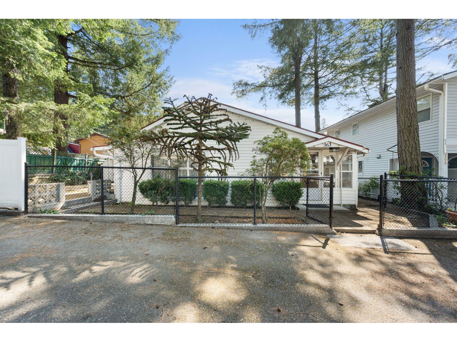 363 Pine Streetcultus Lk N, Cultus Lake, BC V2R 4Y9