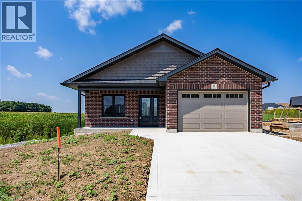 71 Hunter Dr S, Port Rowan, ON N0E 1M0