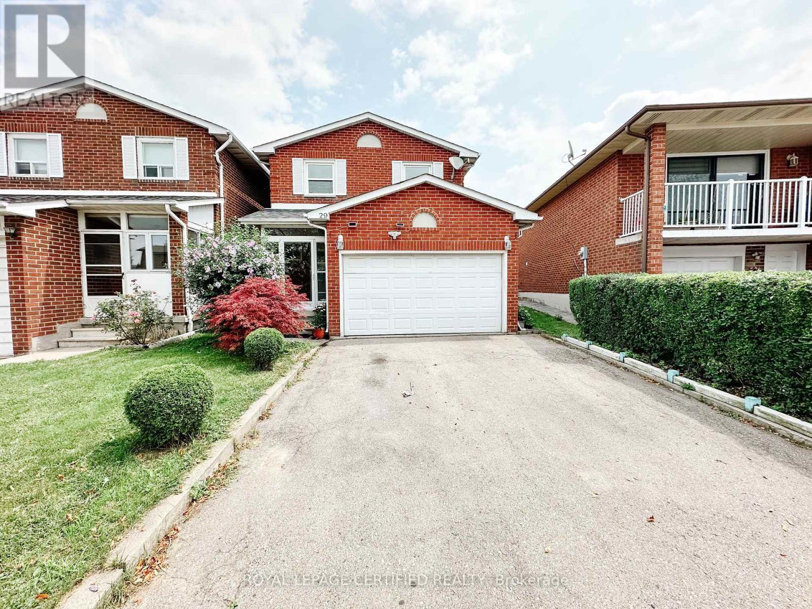 29 Cog Hill Dr, Vaughan, ON L4K 1M6