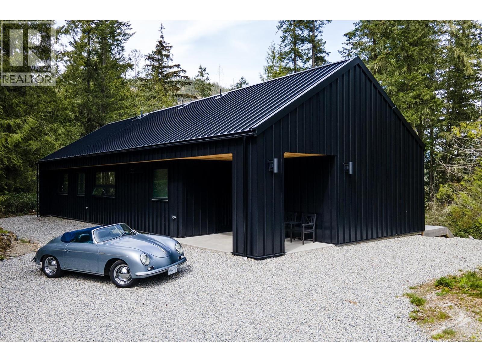 13801 Lee Rd, Pender Harbour, BC V0N 1S1