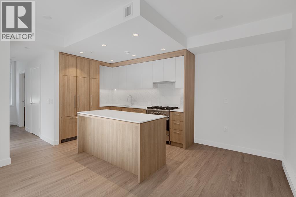 6085 Irmin Street Unit 208, Burnaby, BC V5J 0J7