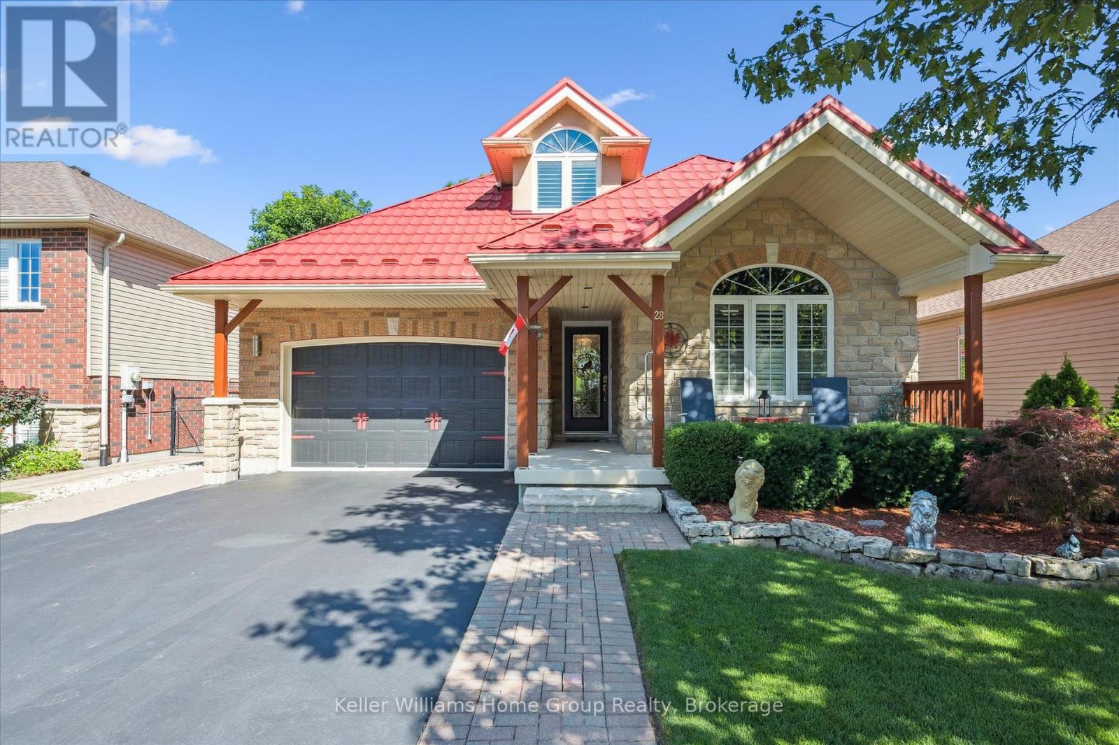 28 Harcourt Pl, Centre Wellington Fergus, ON N1M 0A6