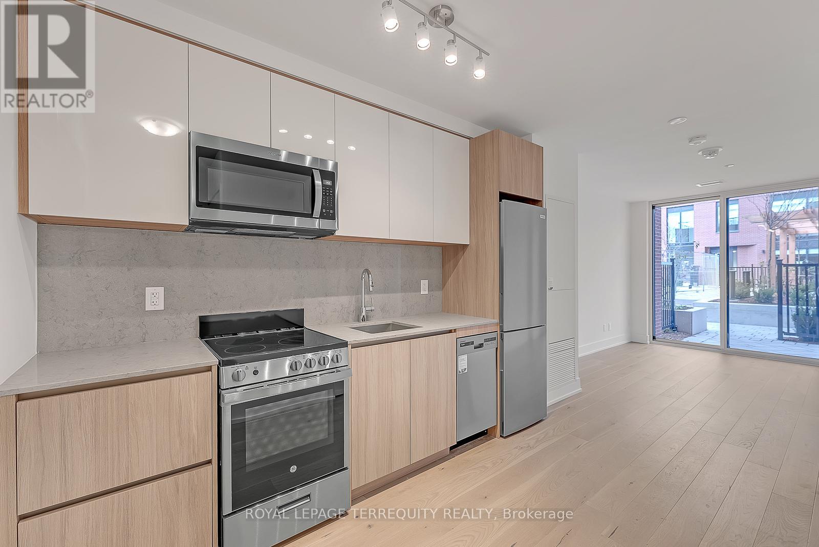 127 11 Maryport Ave, Toronto Downsview-roding-cfb, ON M3M 0E2