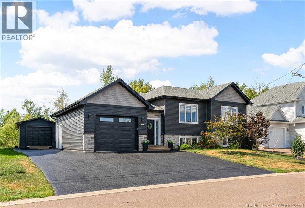 75 Sebastien St, Shediac, NB E4P 9A5