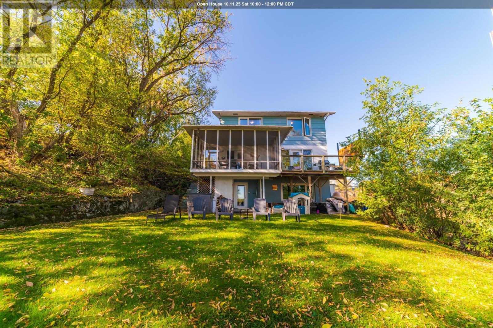 30 Minnesota St, Kenora, ON P9N 3V4