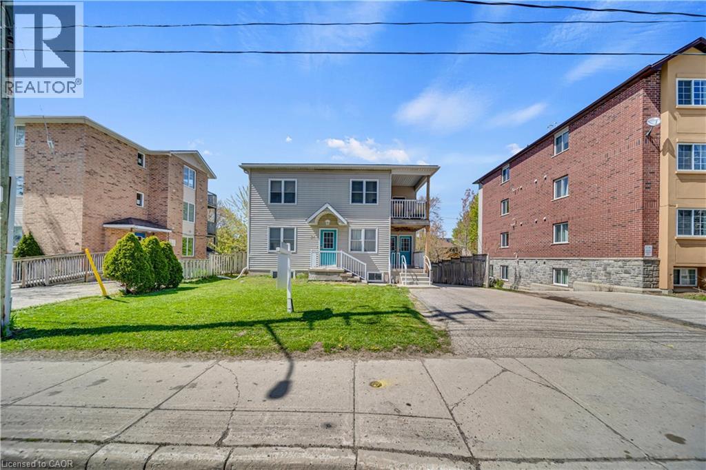 24 Columbia St W, Waterloo, ON N2L 3K3