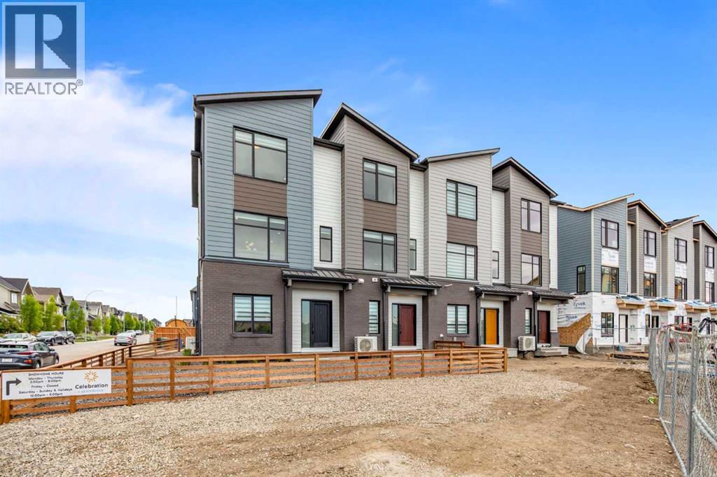 903 Mahogany Boulevard Unit 81, Calgary, AB T3M 3W9