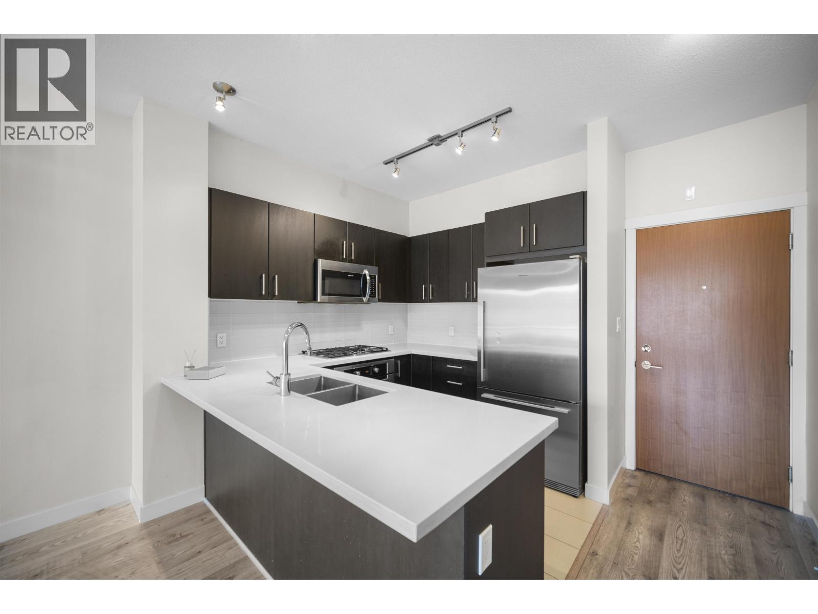 3163 Riverwalk Avenue Unit 415, Vancouver, BC V5S 0A8